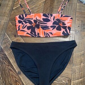 Old Navy Women’s Swimsuit!